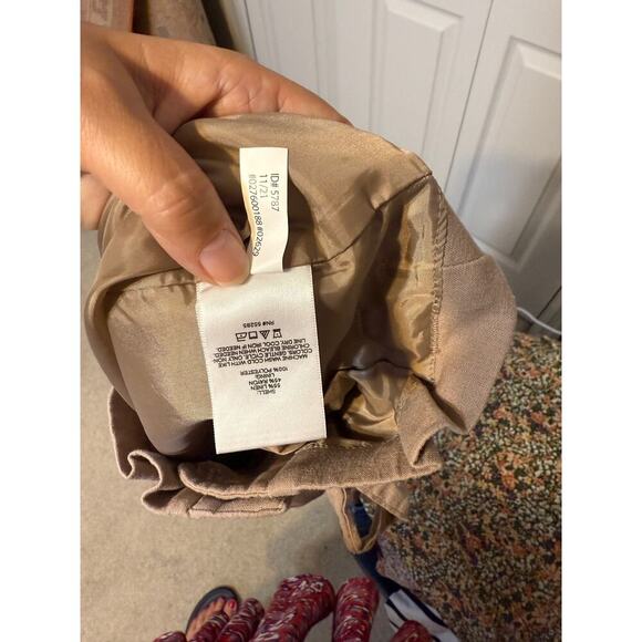 Express Dressy Brown Women's Shorts - Picture 6 of 9